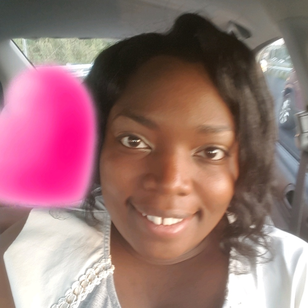 Meet your Posher, Ebony